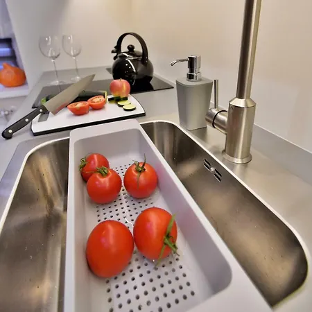 Sjesta Centrum W Centrum Miasta Z Prywatnym Parkingiem Lägenhet *