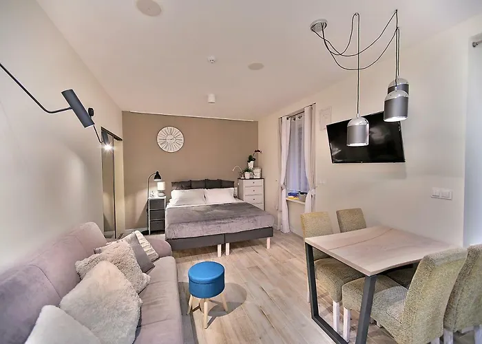 Apartmán Sjesta Centrum W Centrum Miasta Z Prywatnym Parkingiem Kudowa-Zdrój